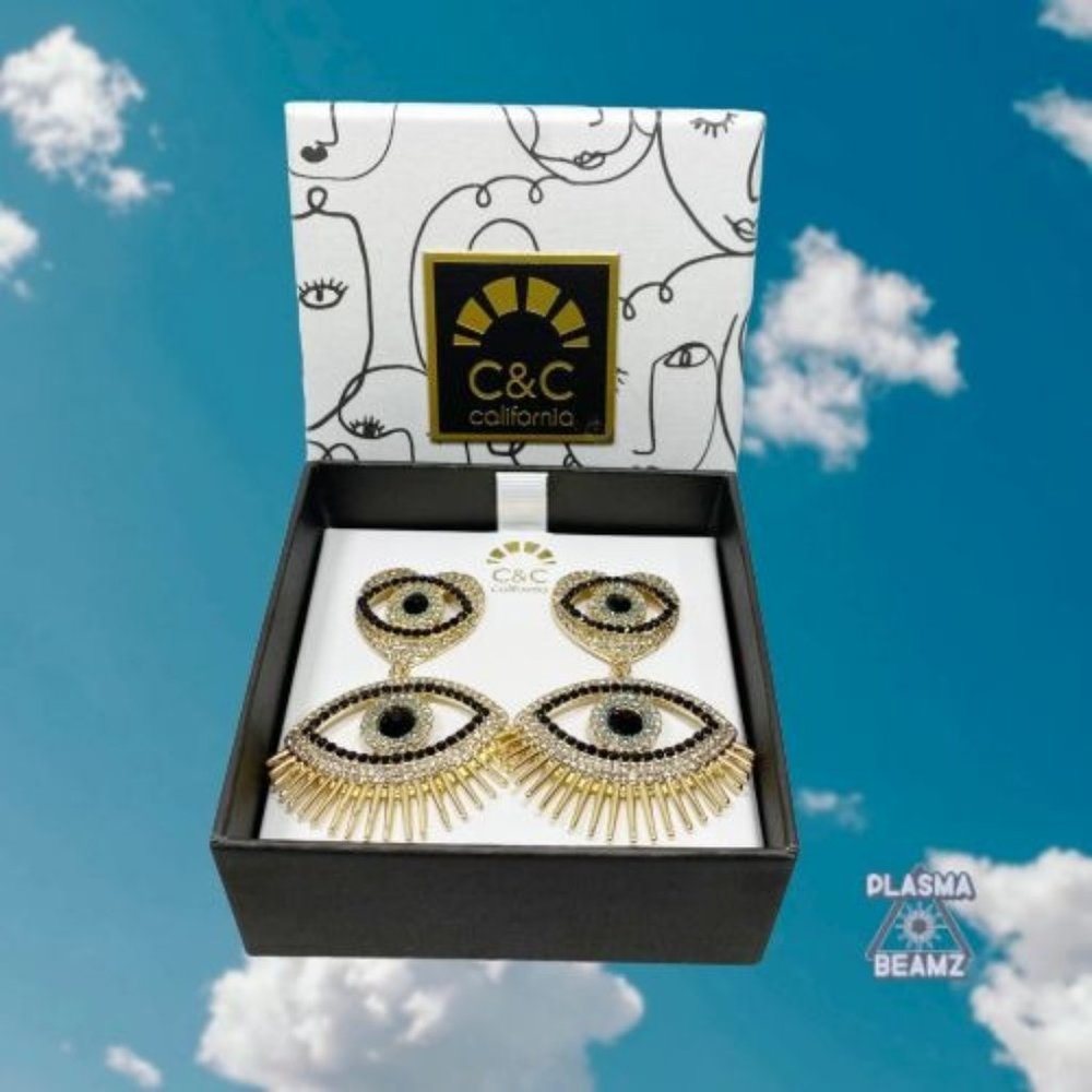 C&C california Gold Rhinestone Heart Eye Earrings NWT